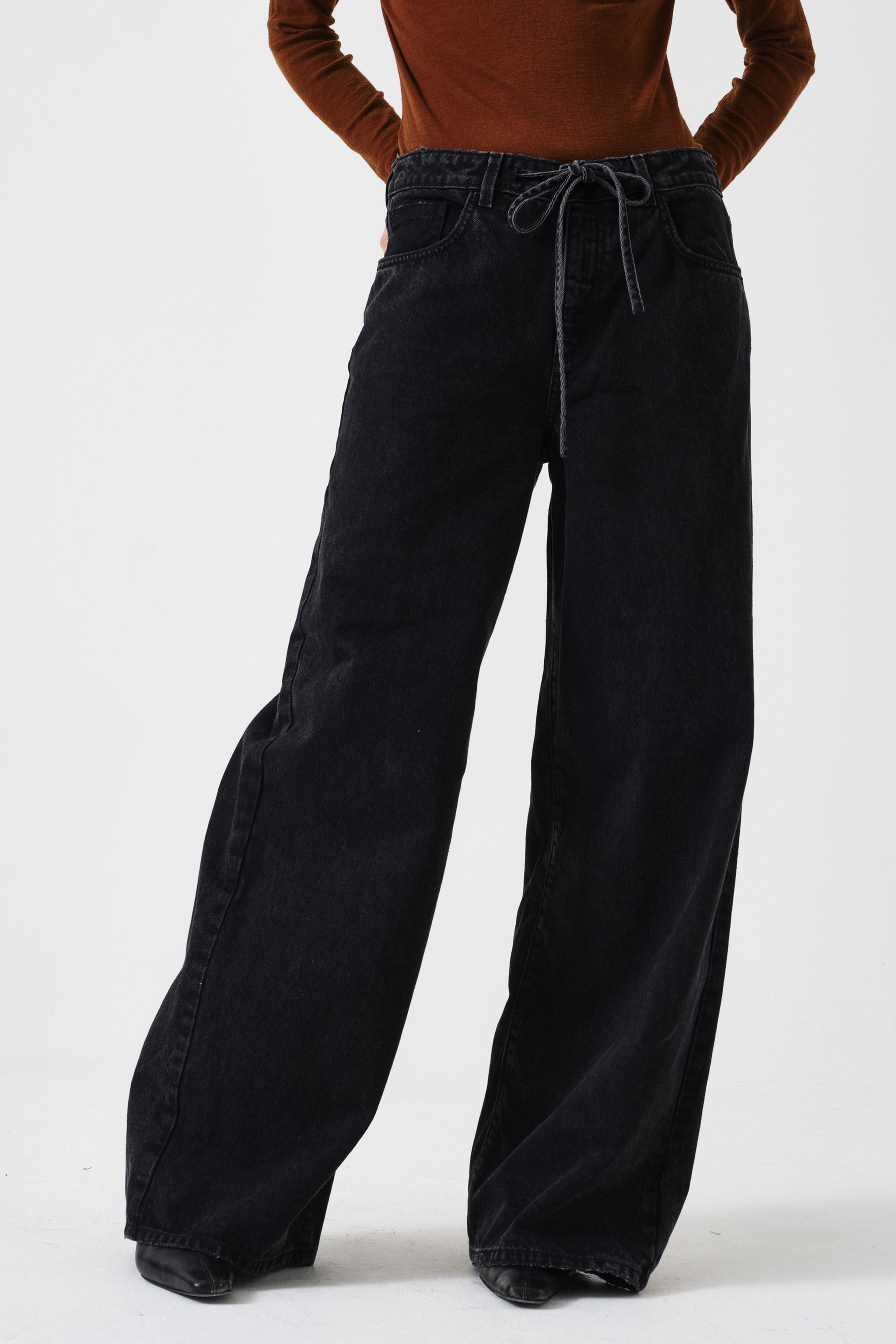 Blake Low Rise Jean in Fairbanks