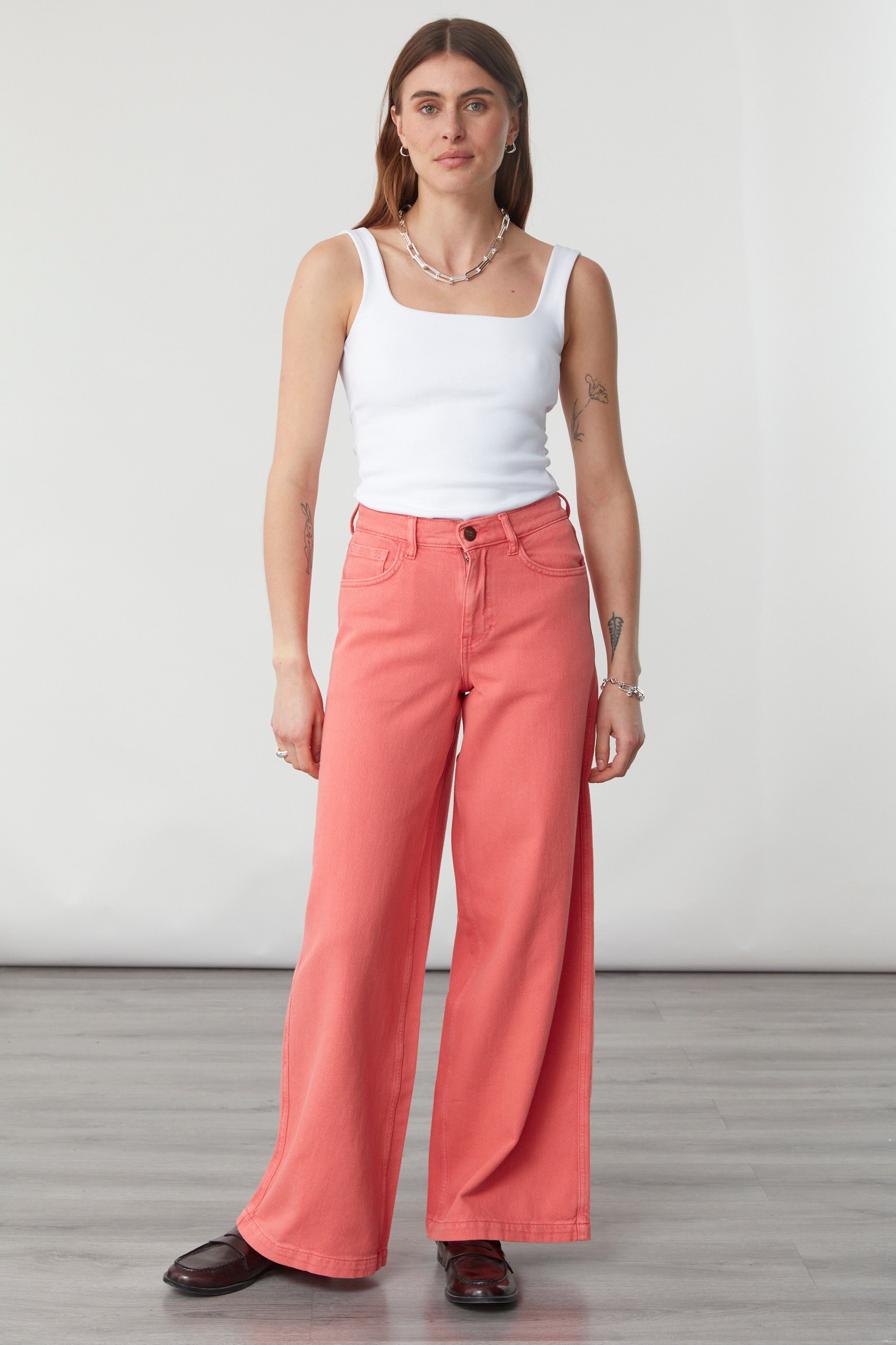 Dear Bay Jean in Mineral Red