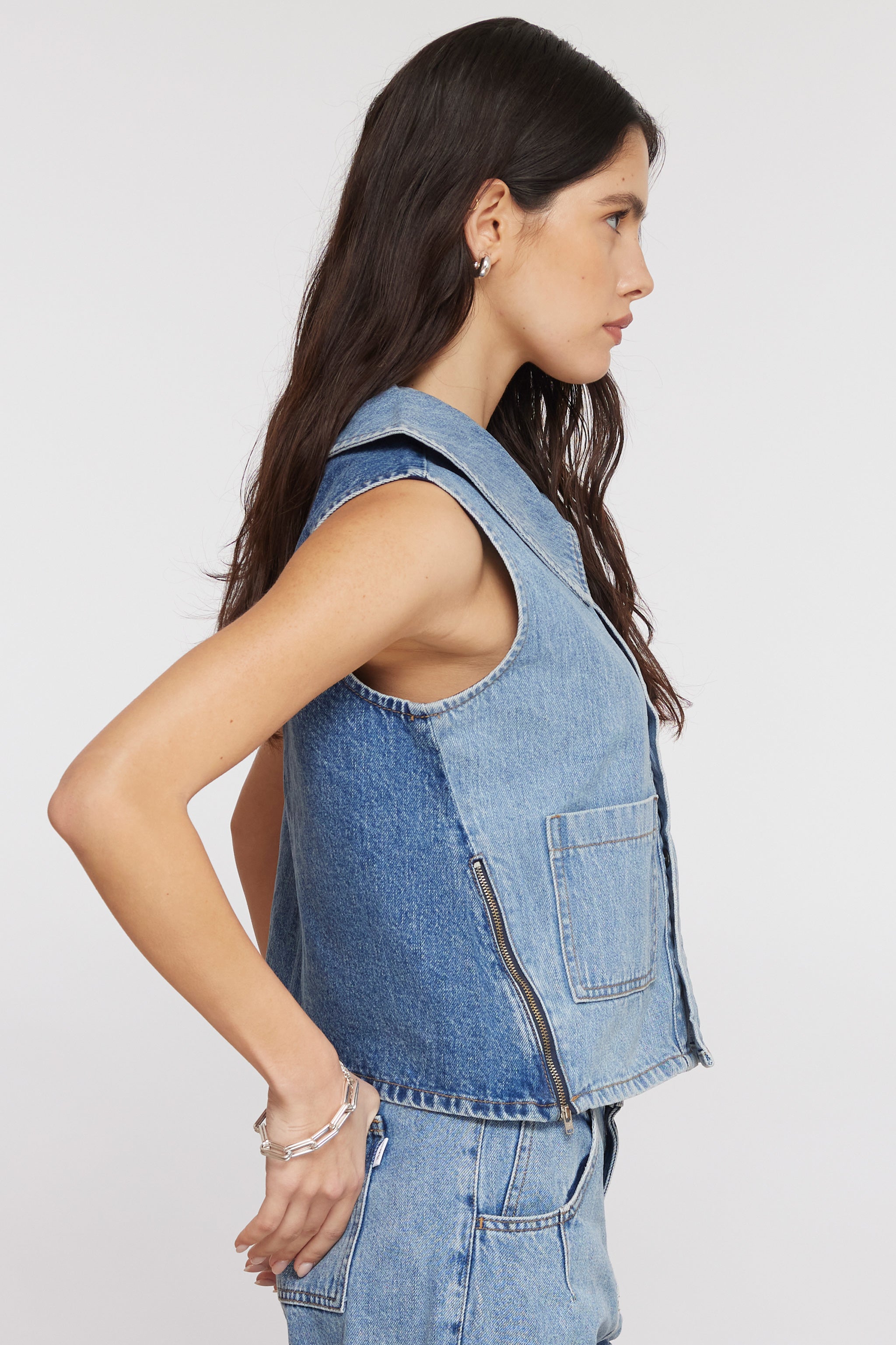 Zuri Vest In Two Tone